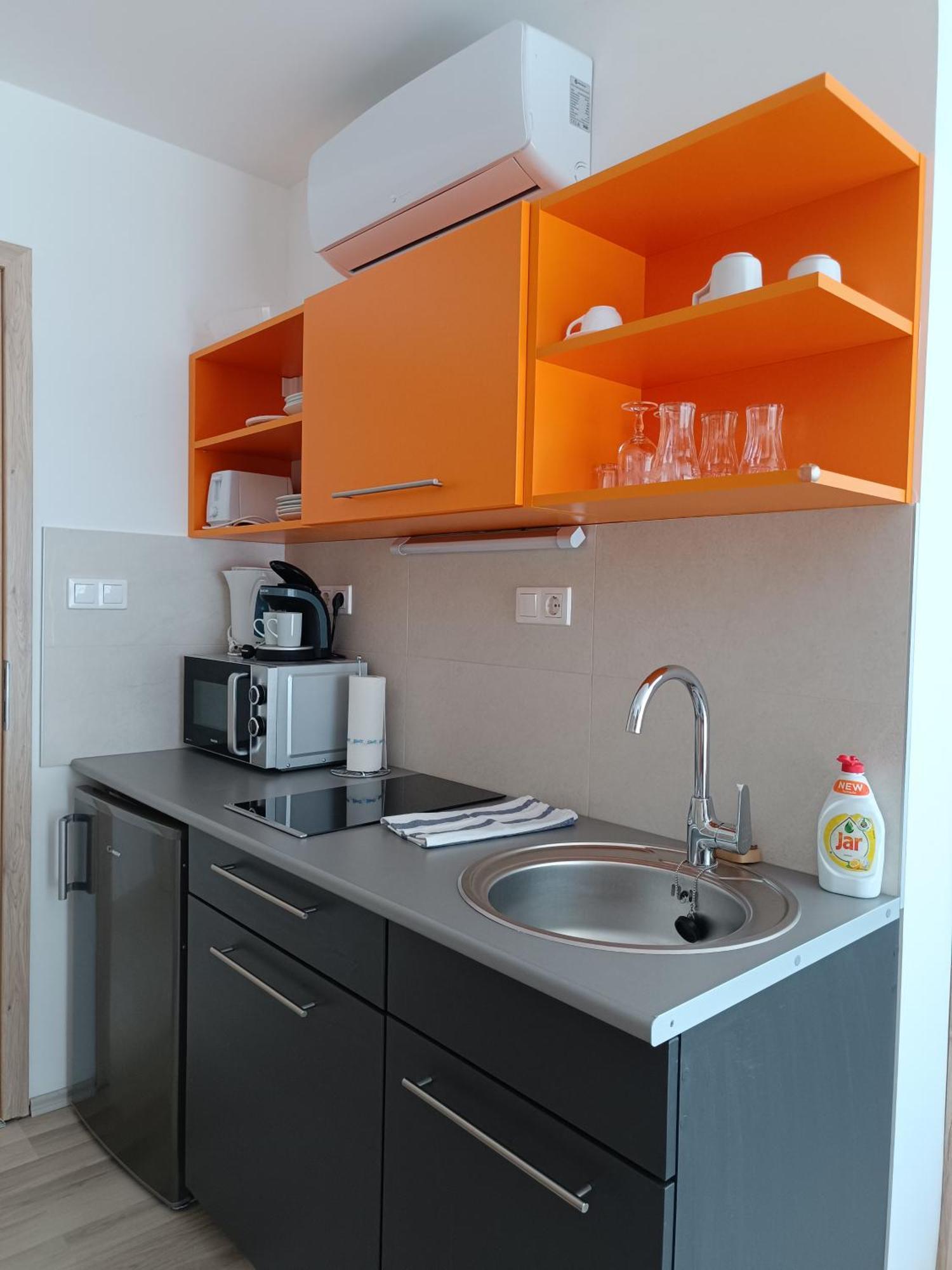 Ujhely Apartmanhaz Siófok Zewnętrze zdjęcie