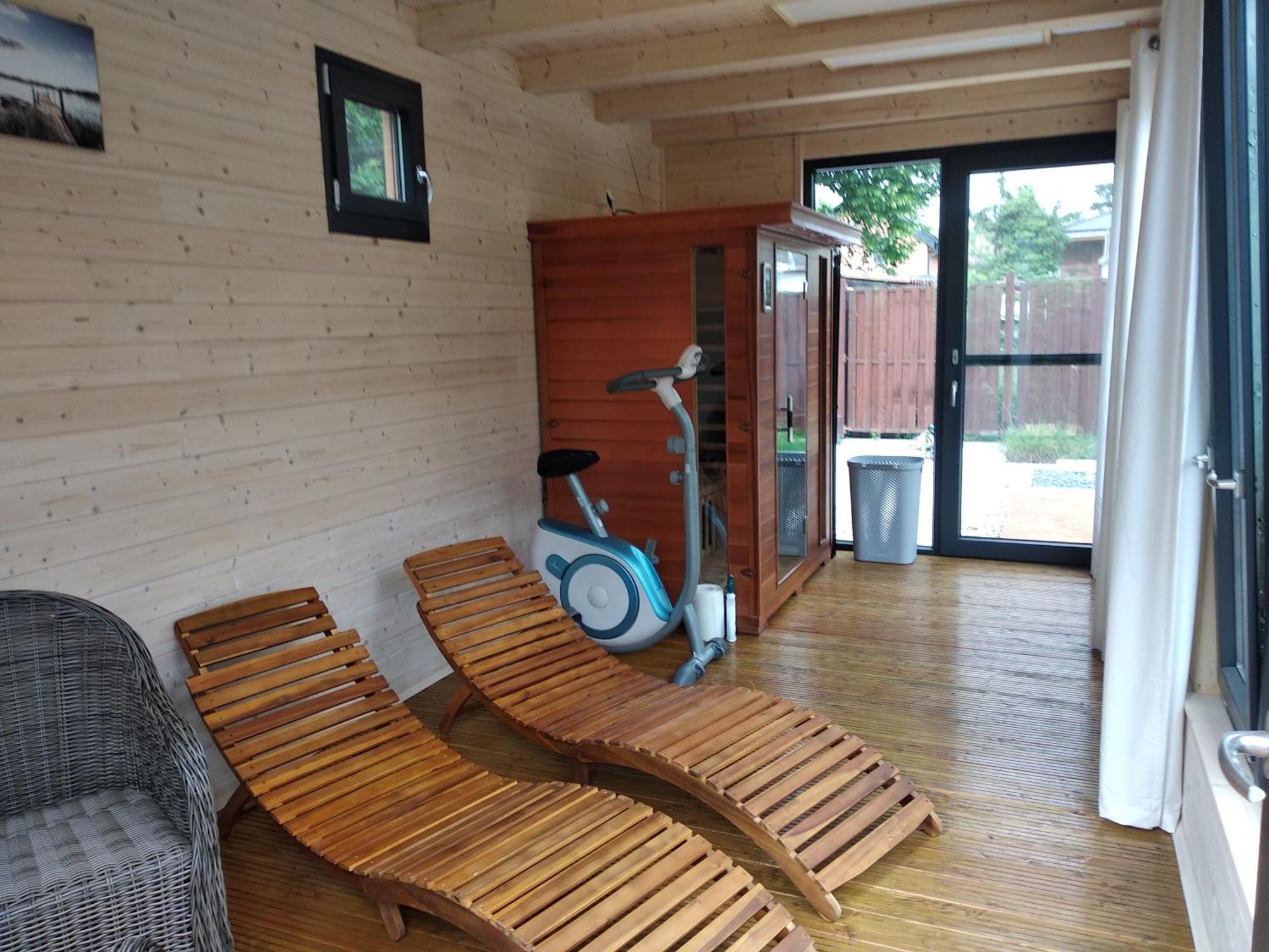 Ujhely Apartmanhaz Siófok Zewnętrze zdjęcie