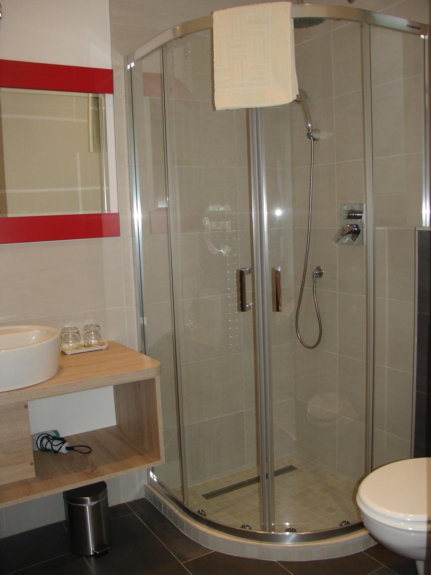 Ujhely Apartmanhaz Siófok Zewnętrze zdjęcie